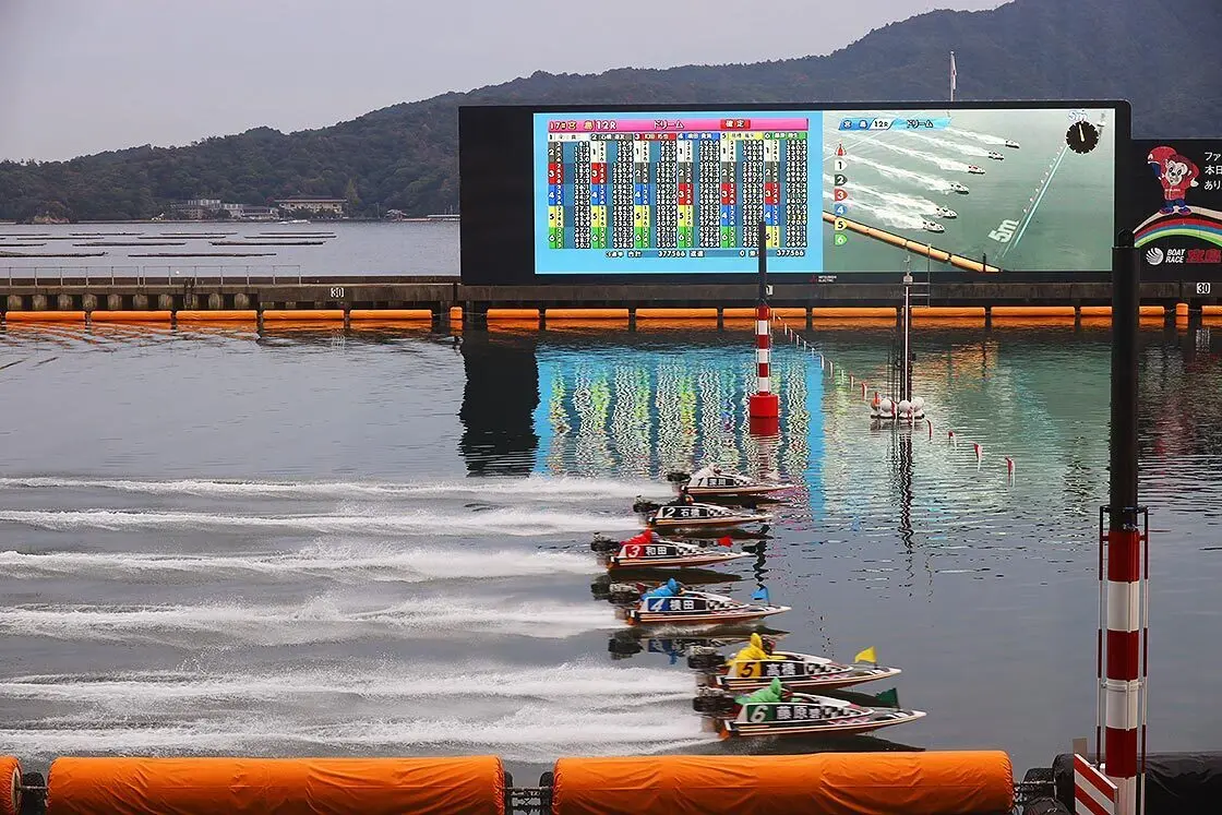 An expertly timed rolling start