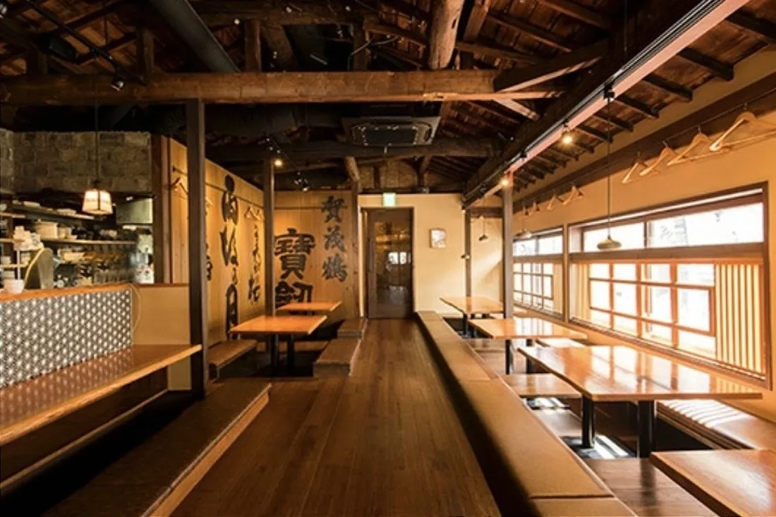 Shuhai Honmaru's stylish interior