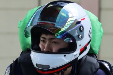 遠藤 圭吾 選手 ヘルメット